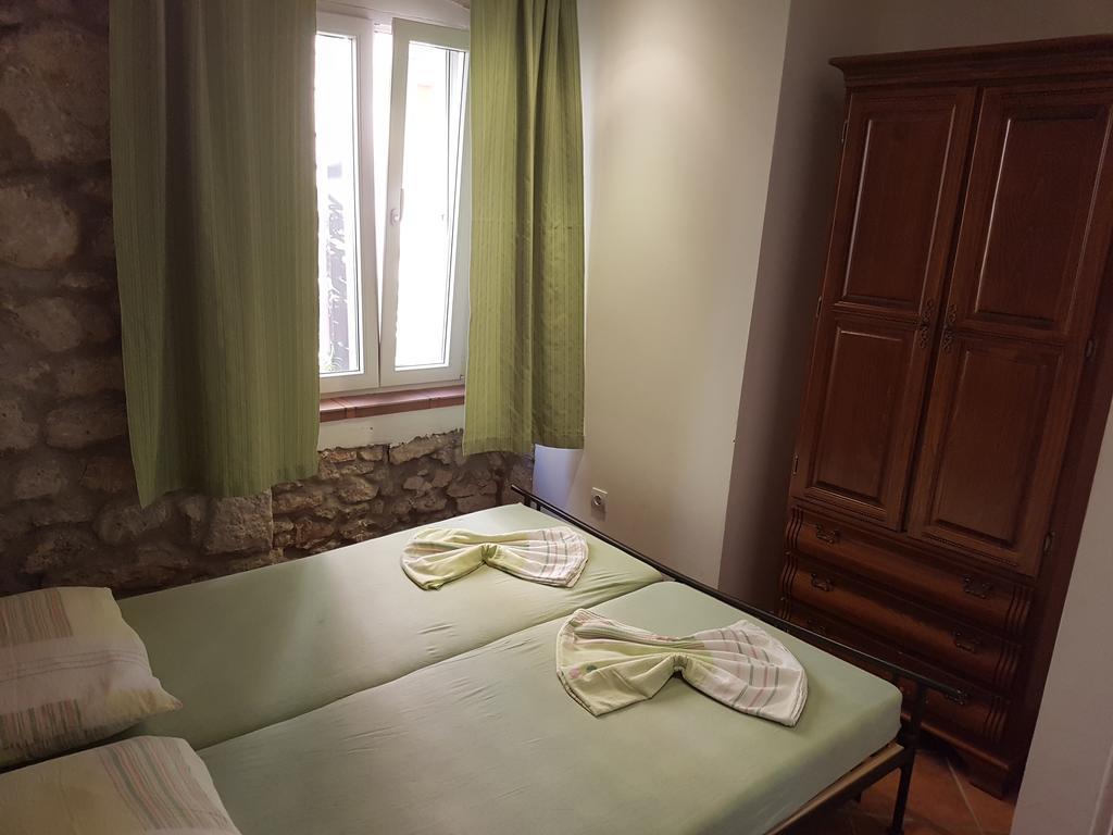 Apartments Mirela Gradac  Esterno foto