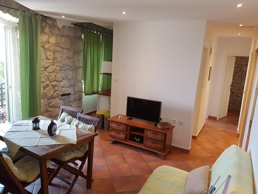 Apartments Mirela Gradac  Esterno foto